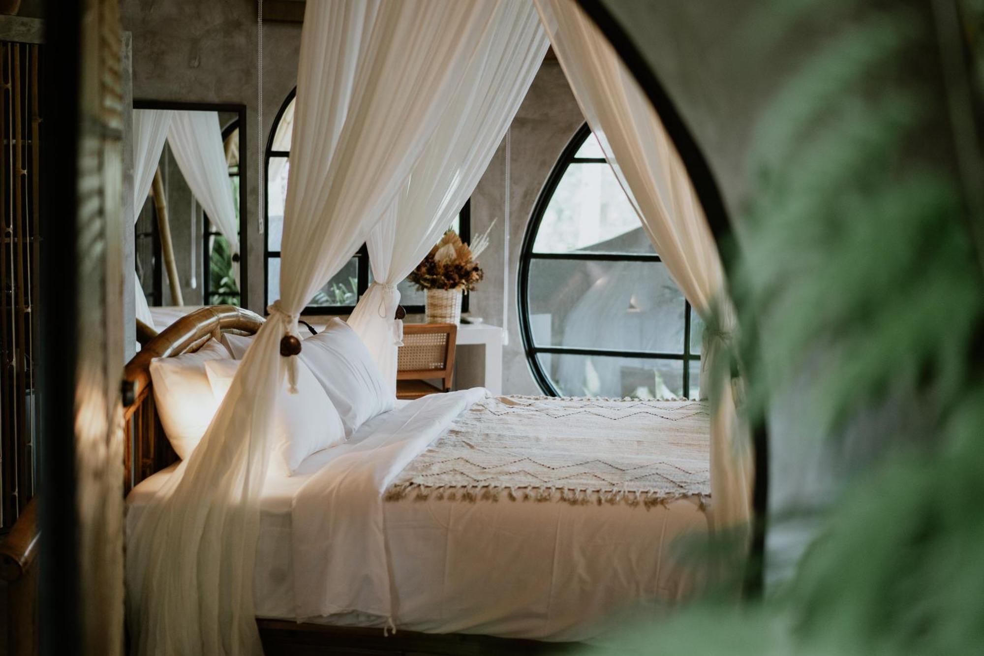 Zin & 4* Canggu (Bali)
