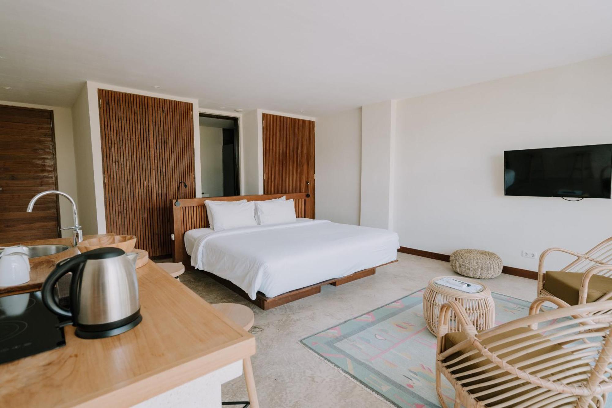 Zin & Resort 4*