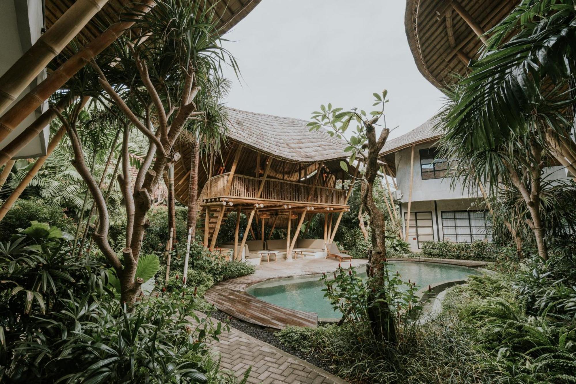 Zin & Resort